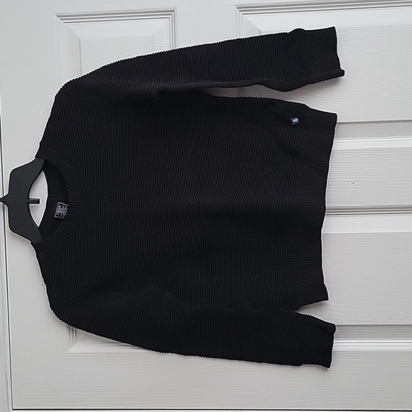 Izod Boy's Sweater - Picture 1 of 12